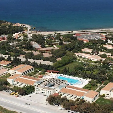 Vera Prince Santa Maria Hotel 3*
