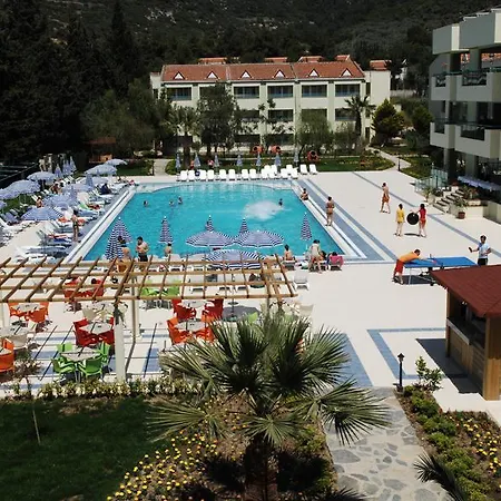 Vera Prince Santa Maria Hotel 3*